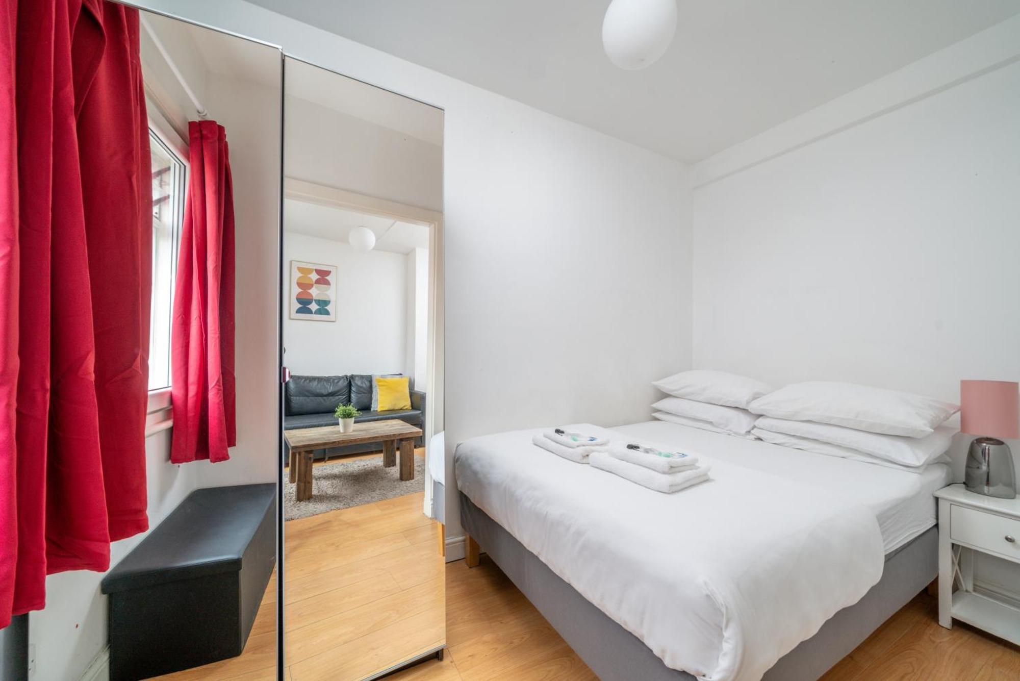 Carnaby & Oxford Street - Central Soho - One Bedroom - Double Bed & Sofabed London Kültér fotó